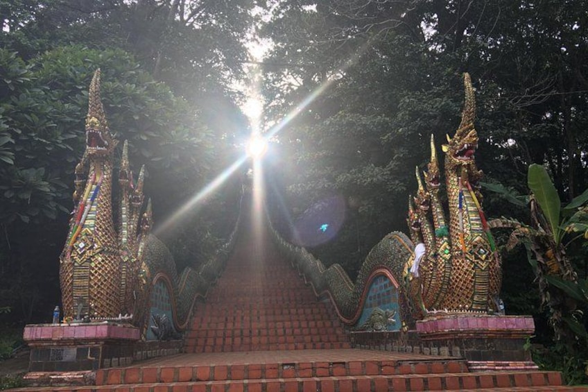 Wat Phra That Doi Suthep spiritual Sunrise Tour with an Ex-monk 3