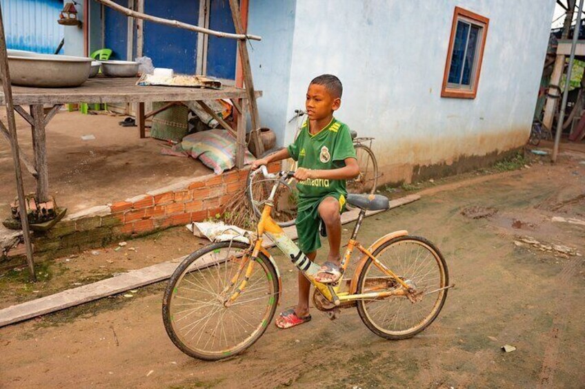 Cycling around The Mekong Island and Lunch with Locals