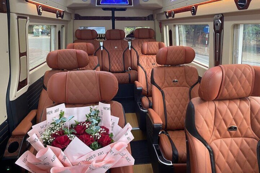Bus from Hanoi to Ninh Binh 1