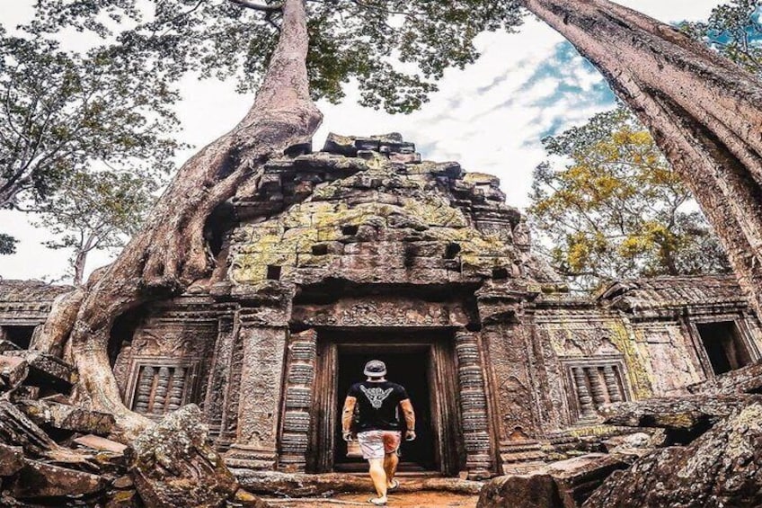 Full-Day Angkor Wat Sunrise Private Tour with Guide from Siem Reap 4