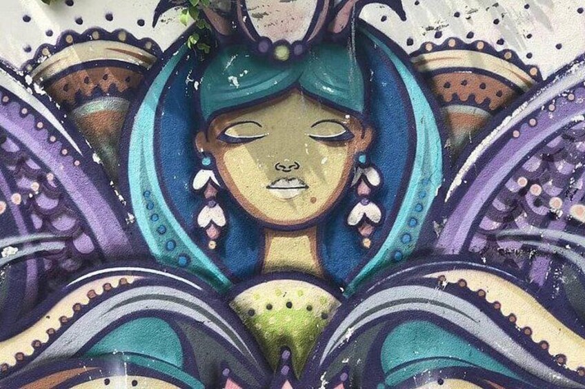 Phnom Penh Hidden Market, Breakfasts & Street Art by Tuk Tuk 3