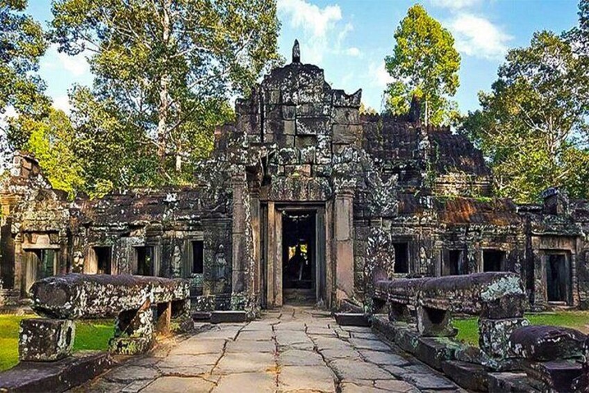Angkor Wat Sunrise or Sunset Tour with Guide from Siem Reap 2