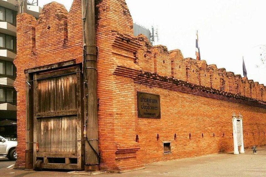 Chiang Mai Best City Tour with Doi Suthep, Pha Lat & Chedi Luang 3