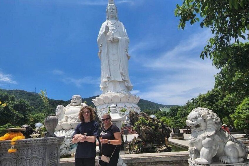 Golden Bridge-Monkey mountain-Dragon Bridge -Marble Mountain Fullday PrivateTour 2