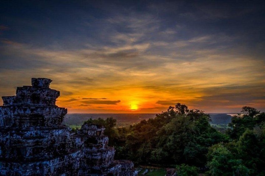 Angkor Wat full Day 'Small Group with sunset & Tour Guide 1