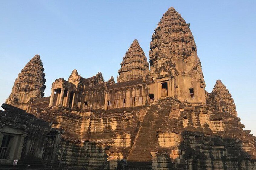 Central Towers of Angkor Wat 5