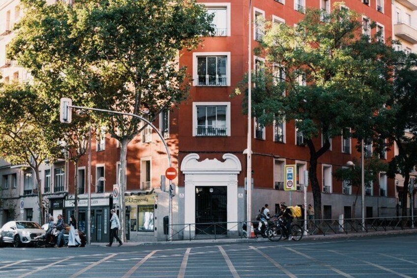 Authentic Madrid Tapas Tour with Wine and Food by FLT 2