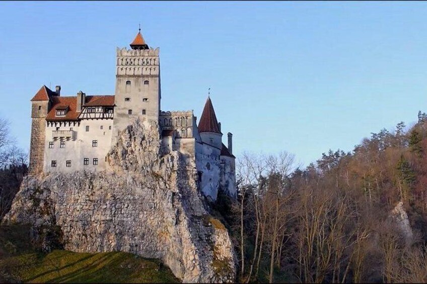 A photo of Bran Castle form outside. 1