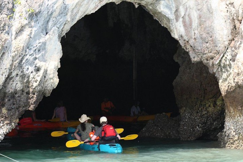 Talabeng sea cave 2