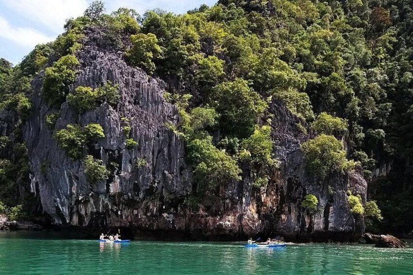 3 Islands & Talabeng Sea Cave Half-Day Tour 5