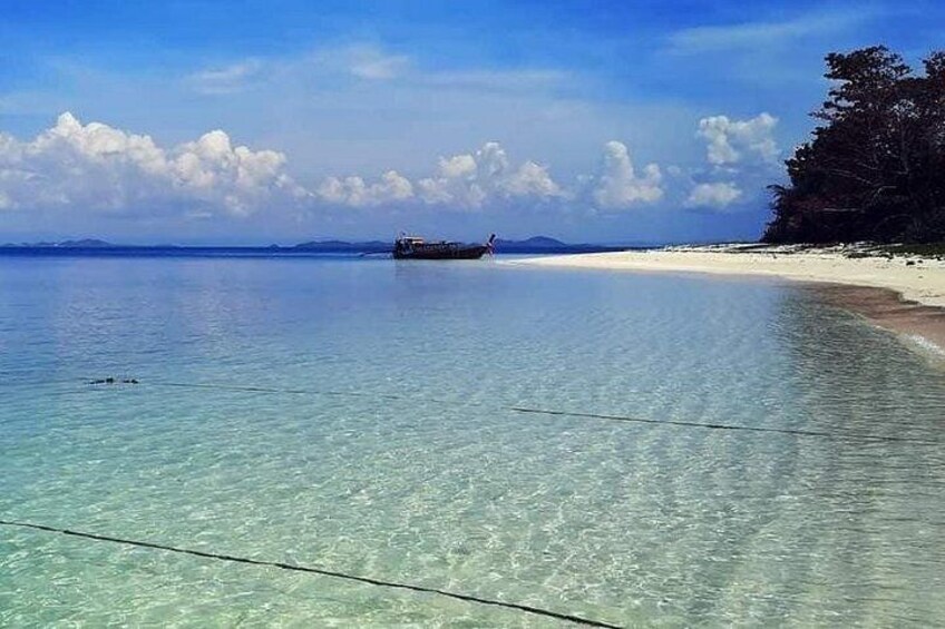 Koh Ngai Beach 3