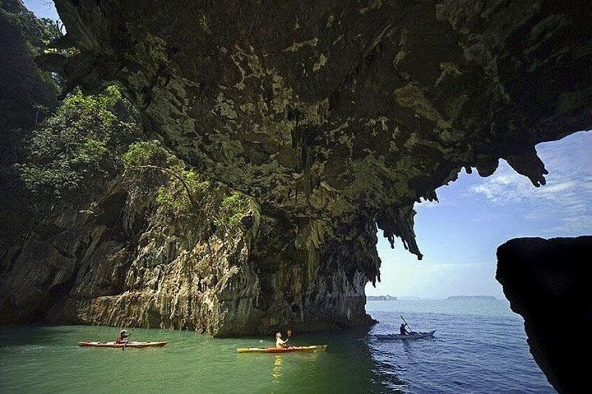 Amazing sea canoeing adventure! 3
