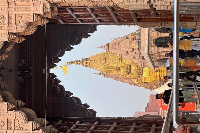 Shree Kashi Vishwanath Temple 4