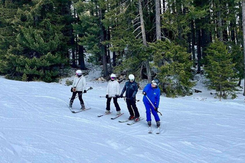 Private lessons in Bansko with former national ski racers. 4