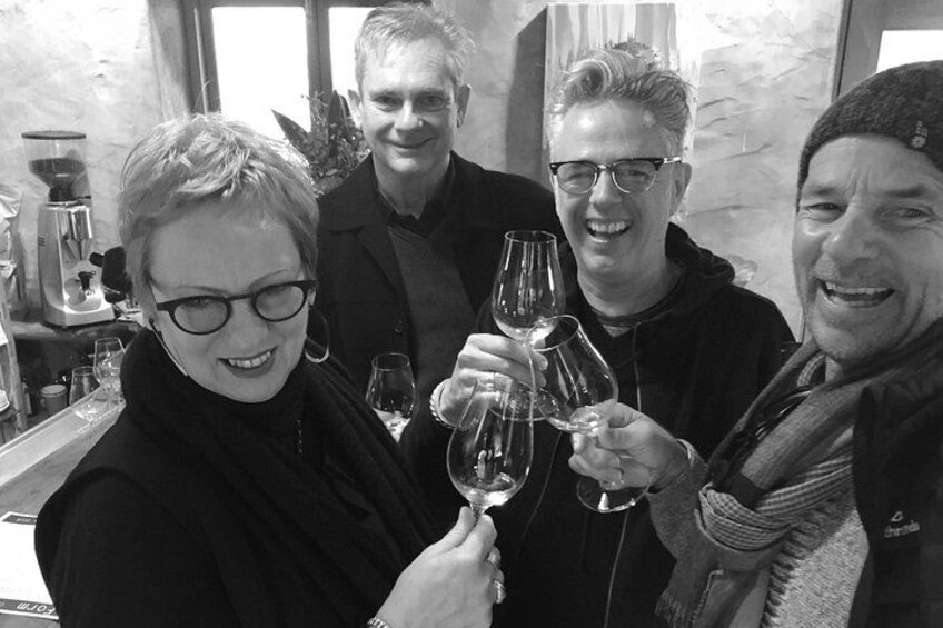 McLaren Vale Shared Tour, visit 4 wineries . Best itinerary. 4