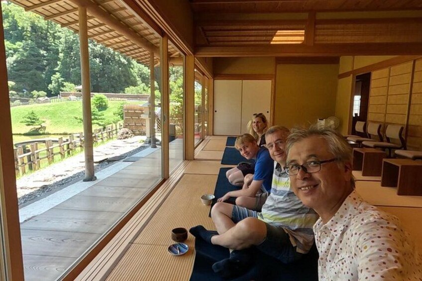 Kanazawa Customized Half-Day Tour with Licensed Local Guide 2