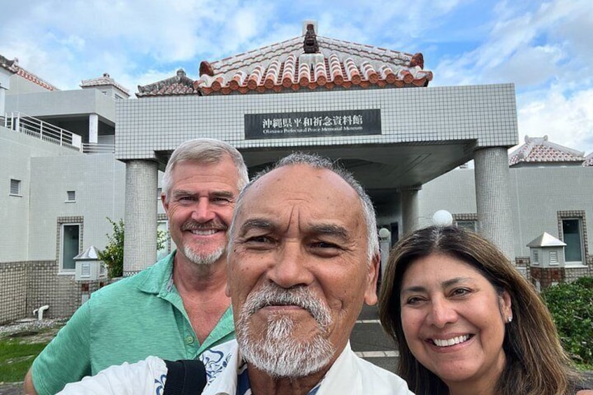 Okinawa Battlefields & Peace Memorial Tour, Licensed Guide 2