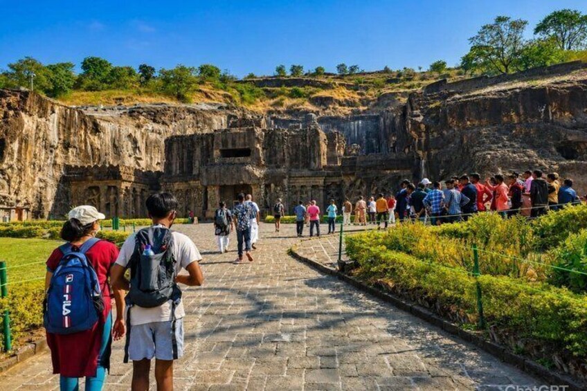 Most Popular 2-Day Guided Tour of Ajanta & Ellora Caves with Car 4
