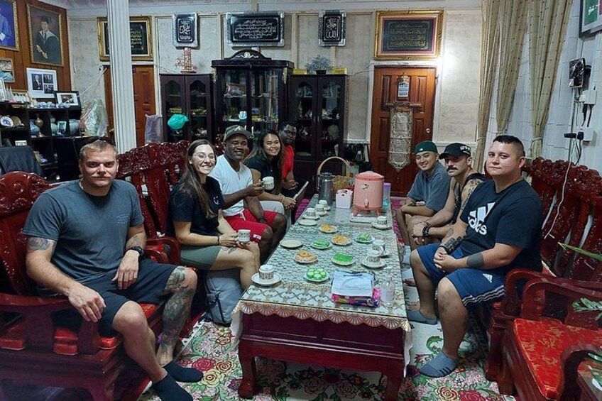 Private Bandar by Night & Water Village Tour 2