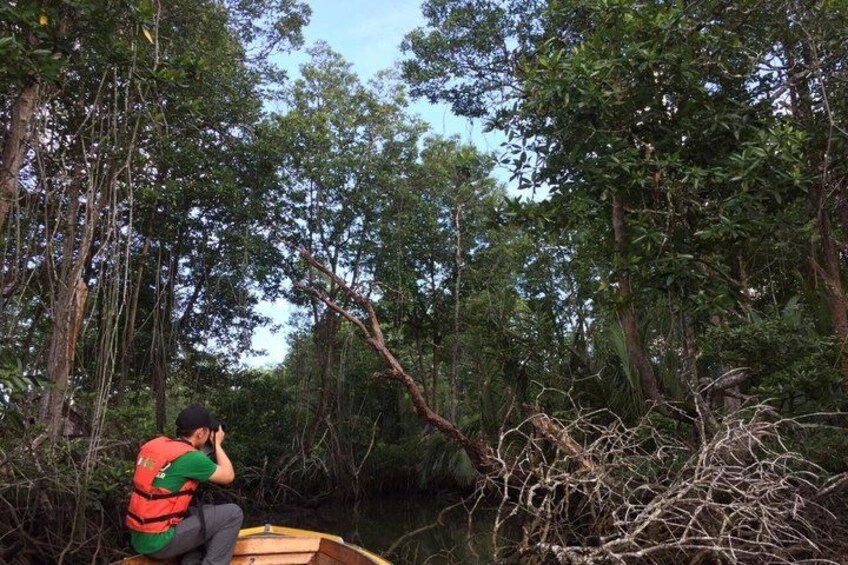 Private Bandar Highlight, Water Village & Proboscis Monkey Tour 1