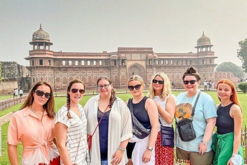 All-Inclusive Private Taj Mahal & Agra Day Trip from Delhi 2