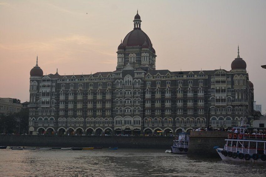 Private Full-Day Mumbai Sightseeing Tour with Dharavi Slums 2