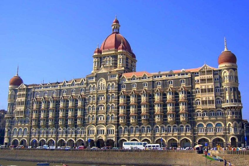 Elephanta Caves & Island Tour with Multiple Options 3