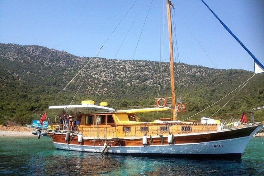 Bodrum Private Luxury Gulet Cruise – Swim, Lunch, Hidden Bays 4