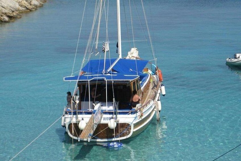 quite bays ans clear waters 3