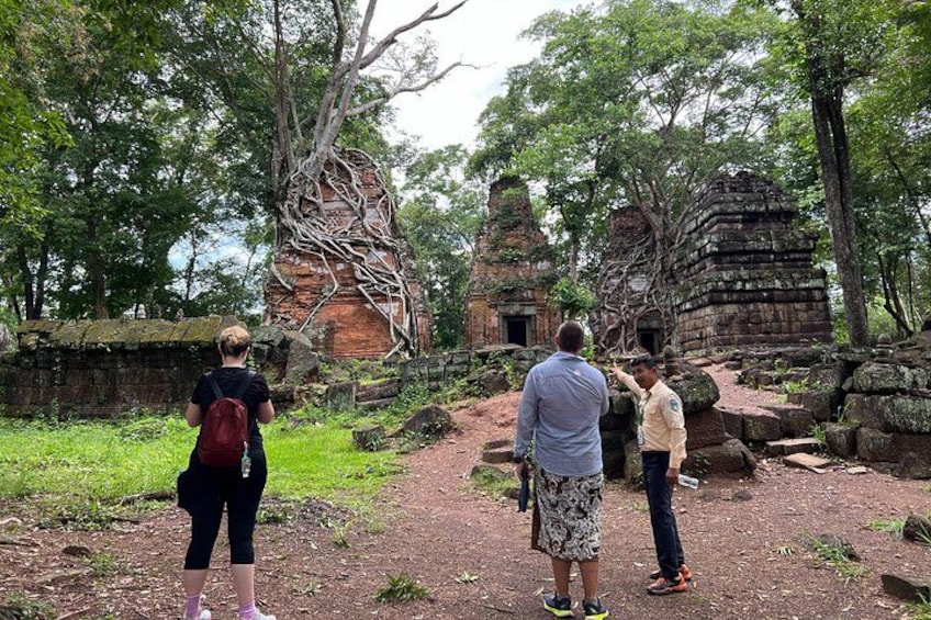 Full Day Banteay Srei Beng Mealea and Koh Ker Small Group Tour 3