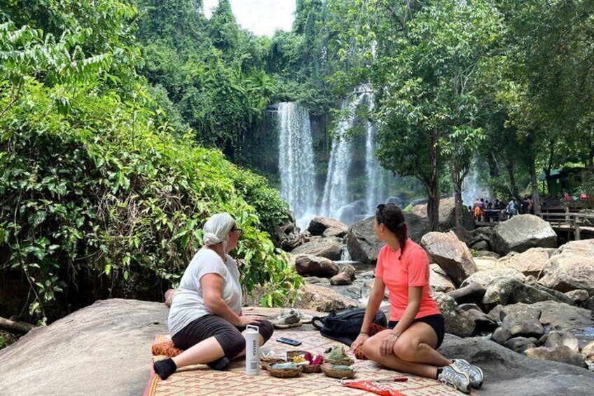 Banteay Srei Tour with Kulen Mountain and Picnic Lunch 5
