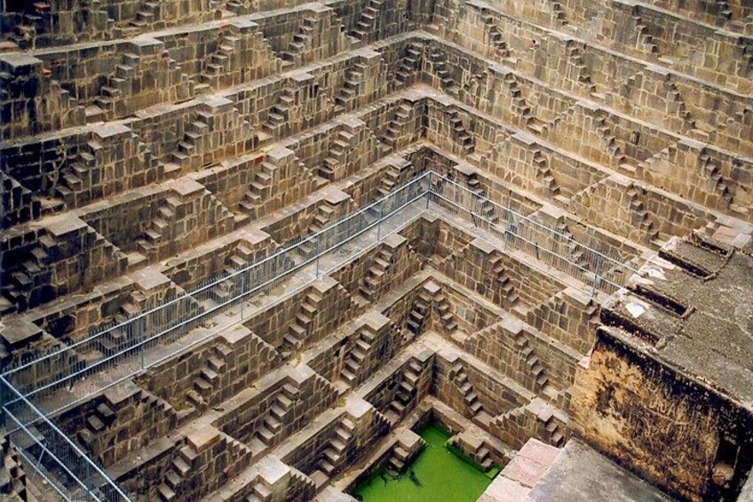 Private Transfer Agra To Jaipur Via Fatehpur Sikri & Chand Baori, Step Well 5