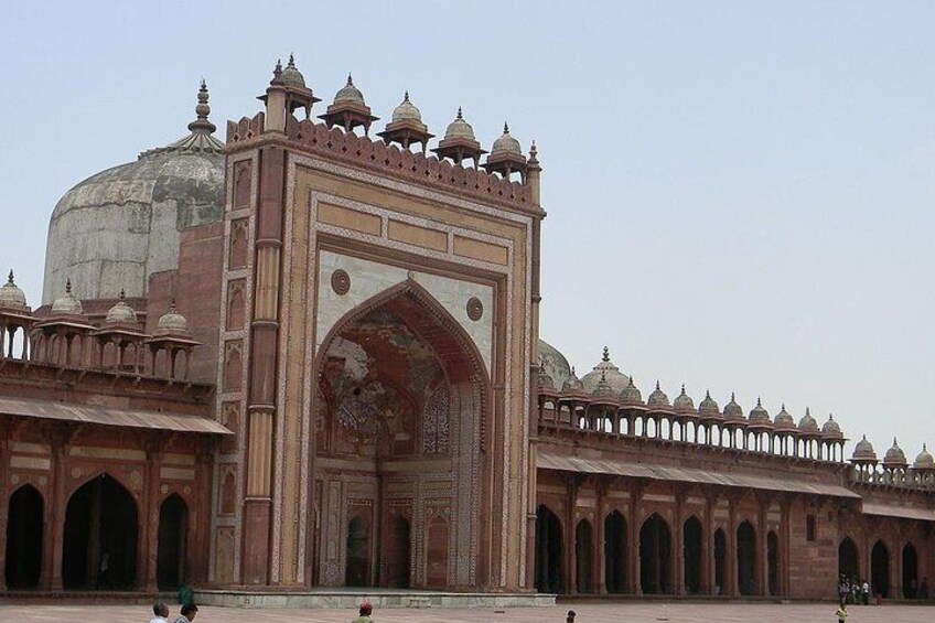 Transfer Agra To Jaipur By Ac Car With Fatehpur sikari Visit. 3