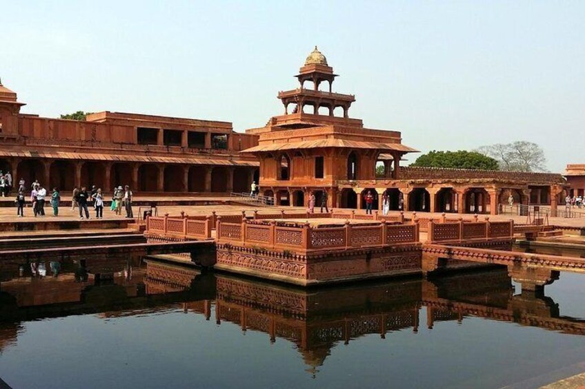 Transfer Agra To Jaipur By Ac Car With Fatehpur sikari Visit. 2