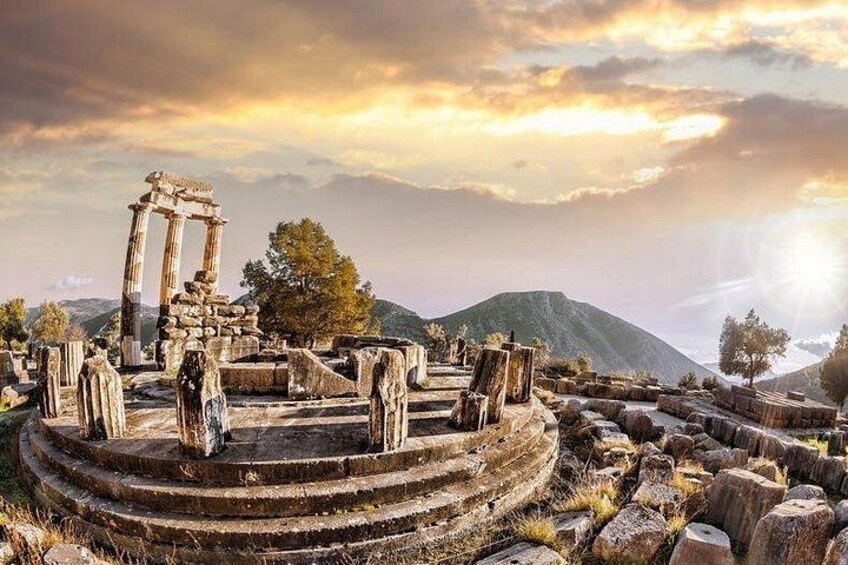 Delphi, Trip to the "Center of the Ancient World" 1