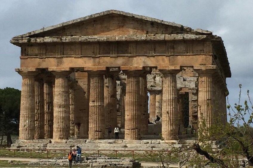 Full-Day archaeological site of Paestum 5