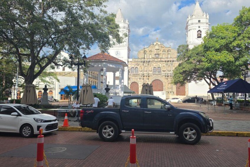 Layover or Panama Canal & City Tour from City Hotels 3