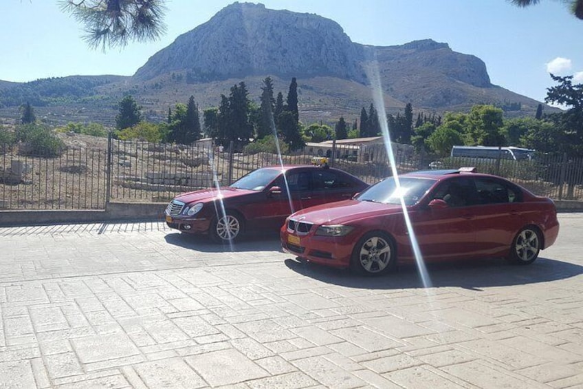 We serve you with professional drivers and selected premium vehicles 2