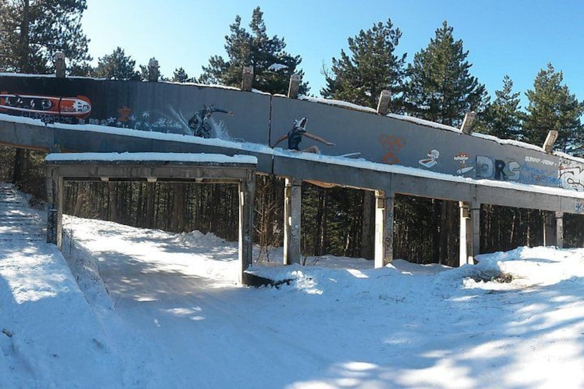 Bobsled track - War line 2