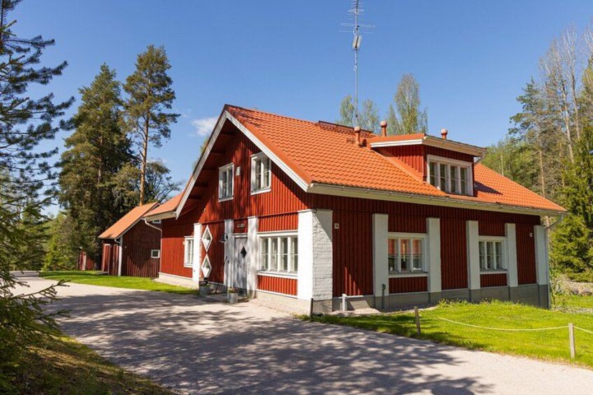 Helsinki’s Finest: A Private Journey through City & Nature**** 4