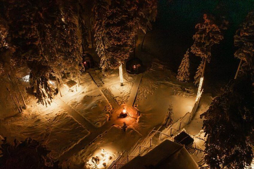 PRIVATE SERVICE Glass Igloo Dinner Under Northern Lights***** 4
