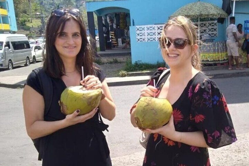 Coconut twinning
