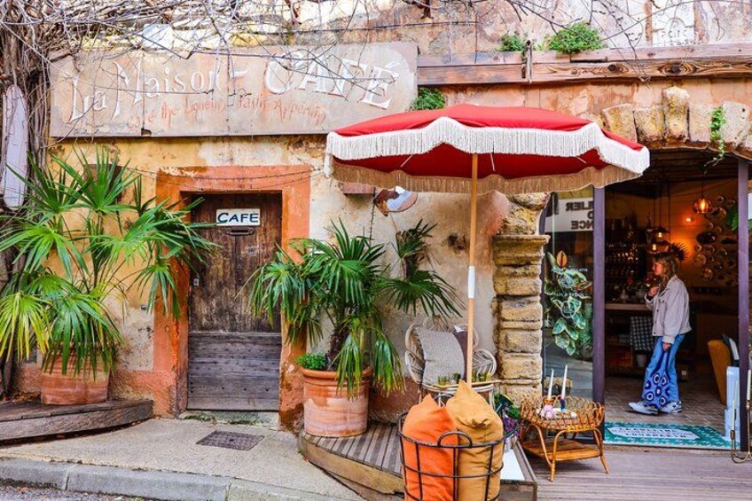 Lourmarin village 4