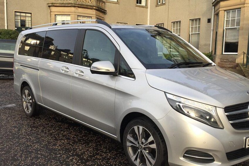 Luxury Mercedes Minivan 4