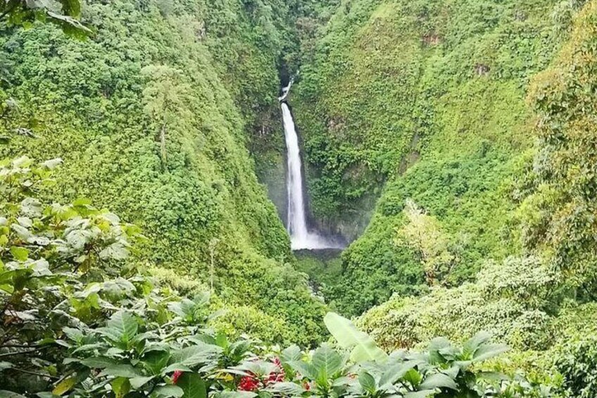 San Fernando Waterfall, Vara Blanca, Heredia, Costa Rica. 4