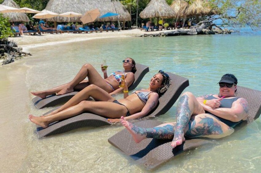 Wildlife adventure, Chocolate factory, city Tour & Beach Break 1