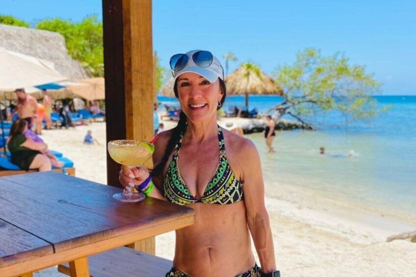 Wildlife adventure, Chocolate factory, city Tour & Beach Break 2