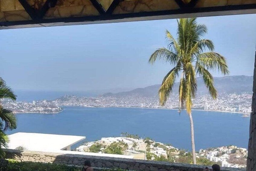 Discovery Acapulco 1