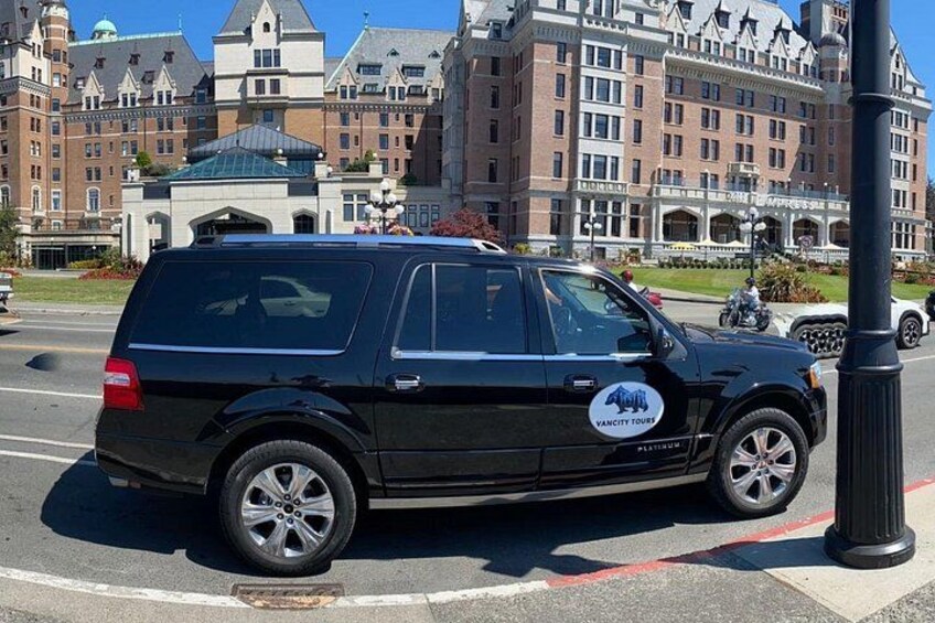 Private Victoria & Butchart Gardens-Ferry Included, Hotel Pickup 5