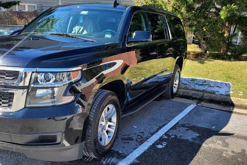 Luxury SUV Private Day or Night Tour of Washington DC 3